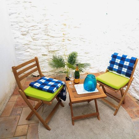 Quarter Deck Apartment Salcombe Exterior photo